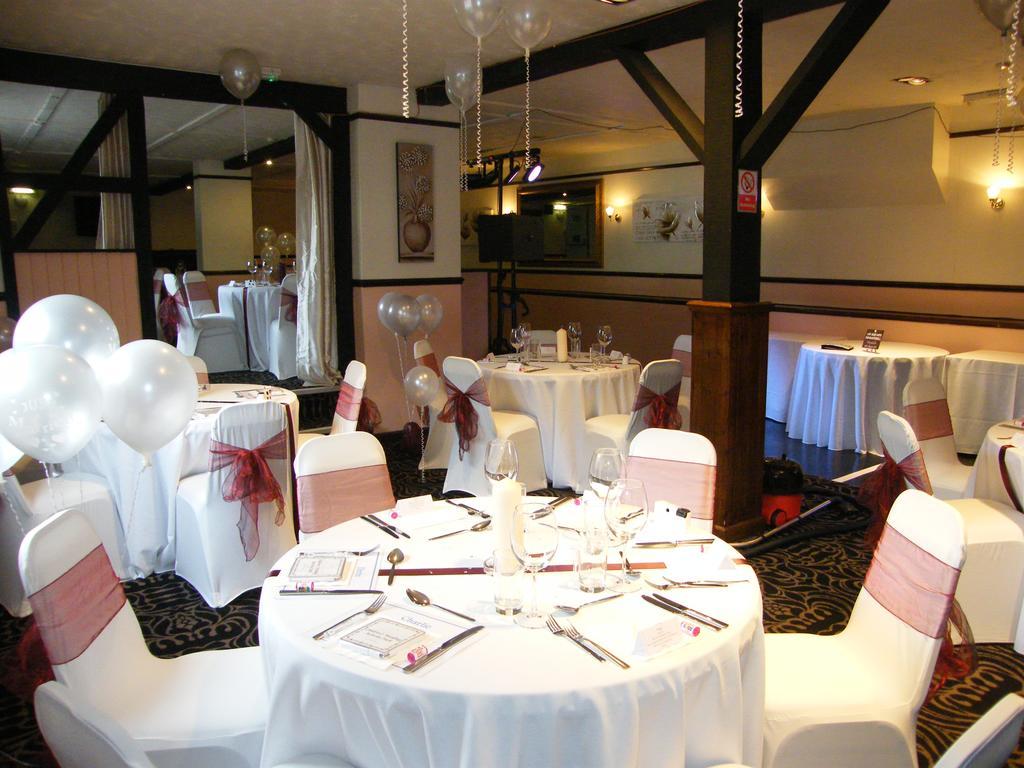 The Swan At Stoford Hotel Stapleford  Eksteriør billede